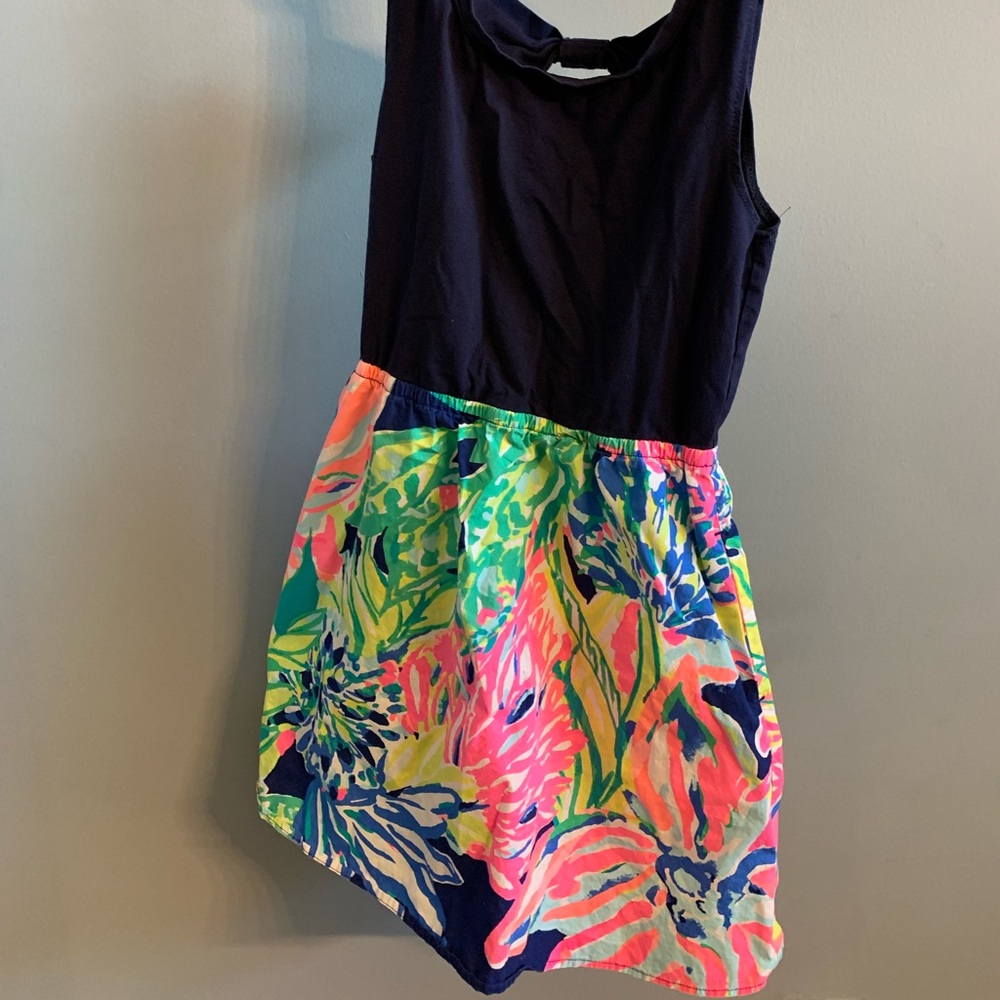 Like New Lilly Pulitzer Navy & Floral Dress Size 7/8